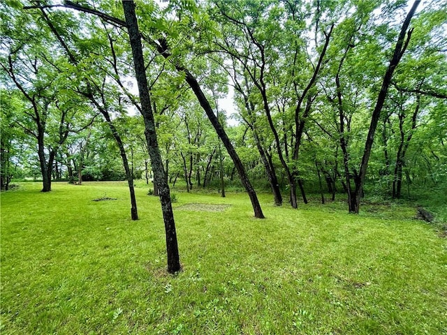 125 Rock Hill Rd, Lacygne, KS 66040