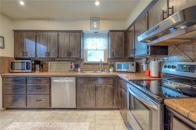 15020 S Bradley Dr, Olathe, KS 66062 - photo 11