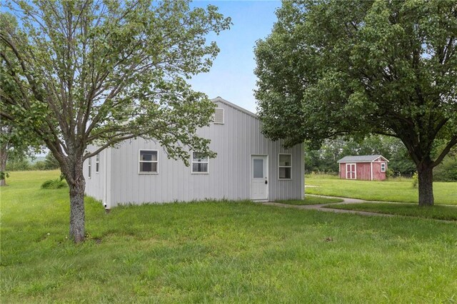 25549 Chieftain Rd, Lawrence, KS 66044 - view of outbuilding
