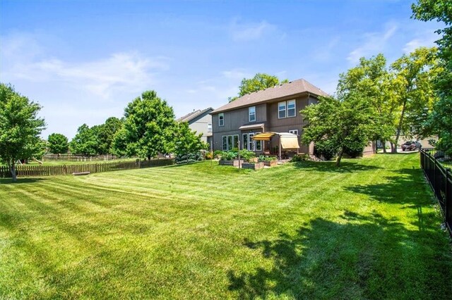 600 SW Gentry Ln, Lees Summit, MO 64081 - view of fenced backyard