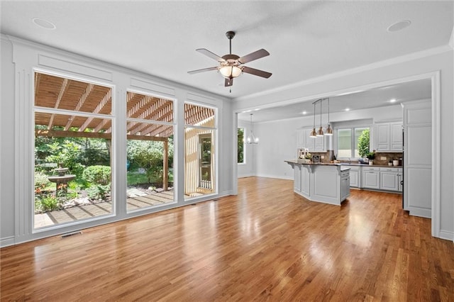 14810 Sherwood St, Leawood, KS 66224 - photo 2