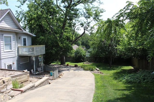 421 N Nettleton Ave, Bonner Springs, KS 66012 - view of yard