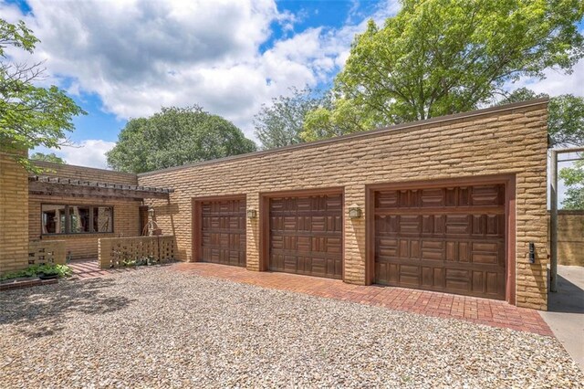 843 N 1500th Rd, Lawrence, KS 66049 - photo 57