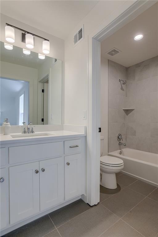 17500 Acton St, Overland Park, KS 66085 - photo 32