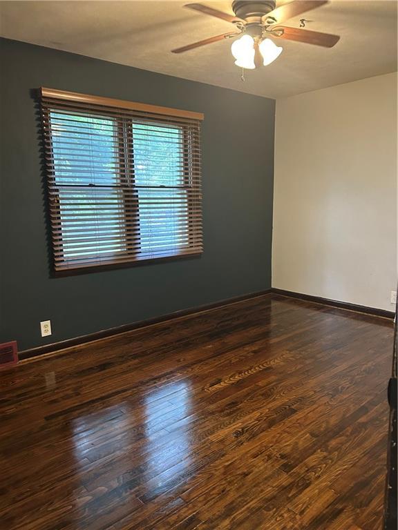 1708 S Broadway St, Leavenworth, KS 66048 - photo 15