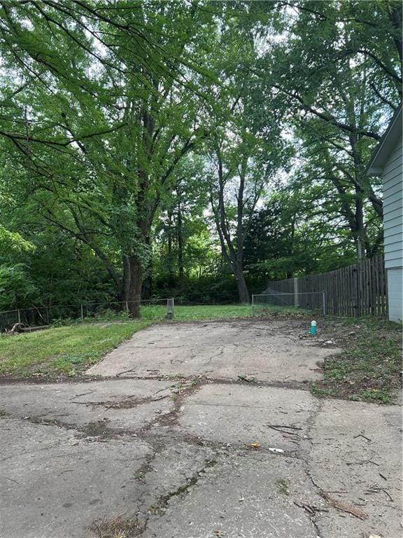1708 S Broadway St, Leavenworth, KS 66048 - photo 21