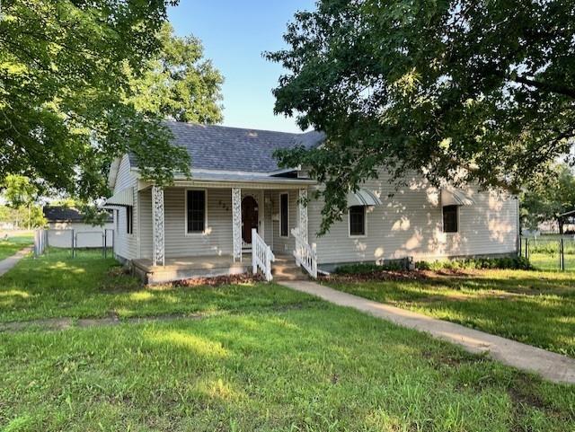 524 S Little St, Fort Scott, KS 66701 - photo 1