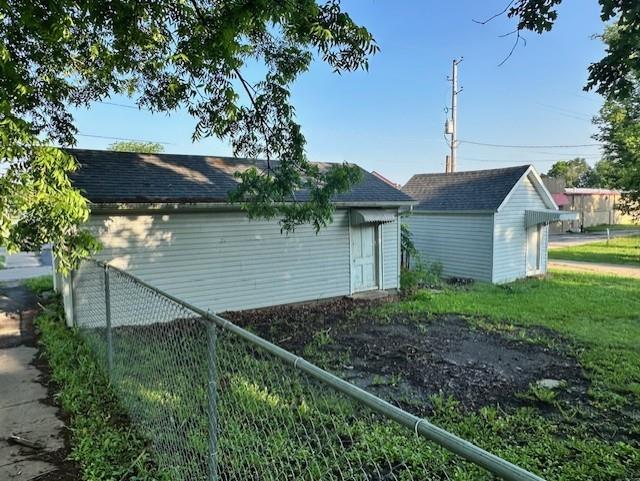 524 S Little St, Fort Scott, KS 66701 - photo 3
