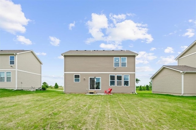 1420 SW Cornwall Rd, Lees Summit, MO 64083 - rear view of property with a lawn