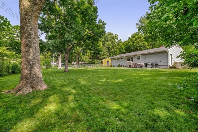 7135 Conser St, Overland Park, KS 66204 - view of grassy yard