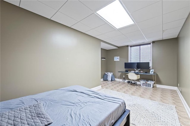 3917 SW Windjammer Ct, Lees Summit, MO 64082 - bedroom featuring baseboards and a drop ceiling