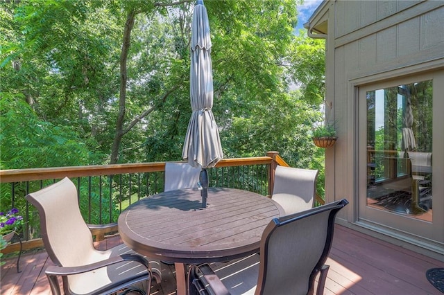 8355 Hallet St, Lenexa, KS 66215 - deck featuring outdoor dining area