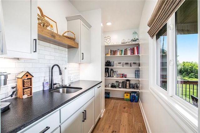 130 NW Ambersham Dr, Lees Summit, MO 64081 - pantry featuring a sink