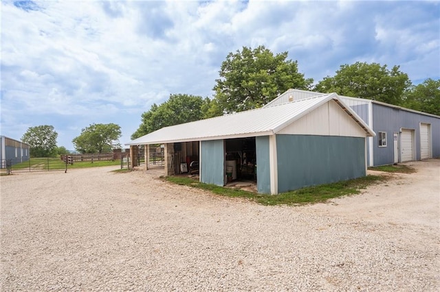 9643 Y Rd, Meriden, KS 66512 - view of horse barn