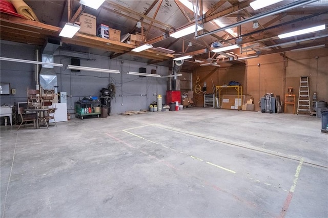 9643 Y Rd, Meriden, KS 66512 - view of garage