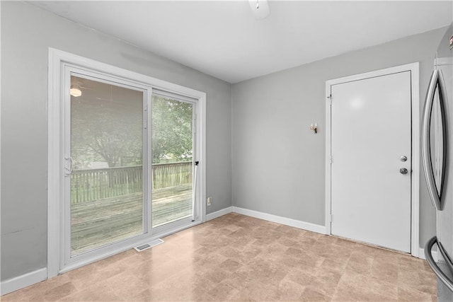 4510 E 113th St, Kansas City, MO 64137 - unfurnished room with baseboards and light floors