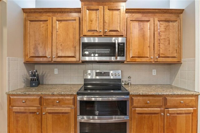 19746 W 105th Ter, Olathe, KS 66061 - photo 16