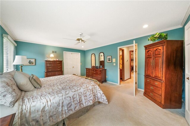 12600 Wenonga Ln, Leawood, KS 66209 - bedroom with light colored carpet, crown molding, a closet, ceiling fan, and recessed lighting
