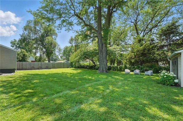 8146 Craig St, Overland Park, KS 66204 - view of yard