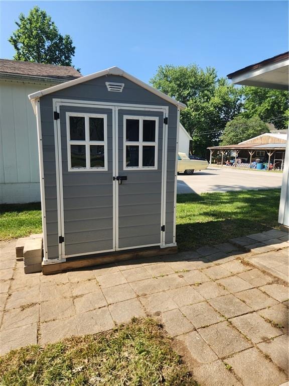 103 10th St, Stewartsville, MO 64490 - photo 2