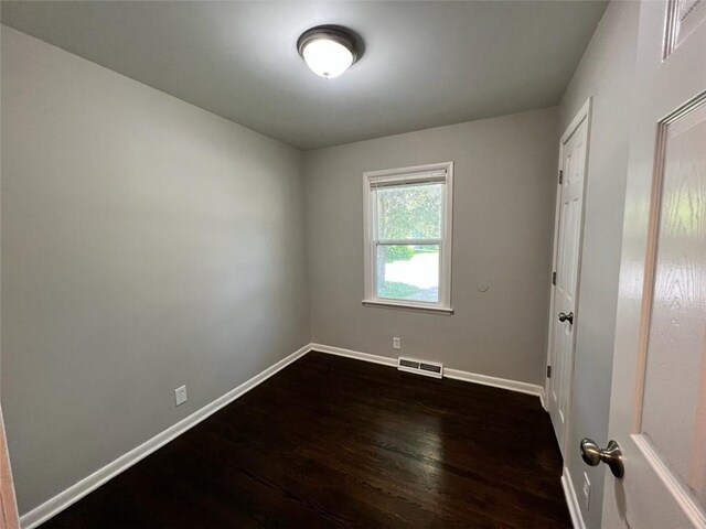 3407 S Claremont Ave, Independence, MO 64052 - photo 14
