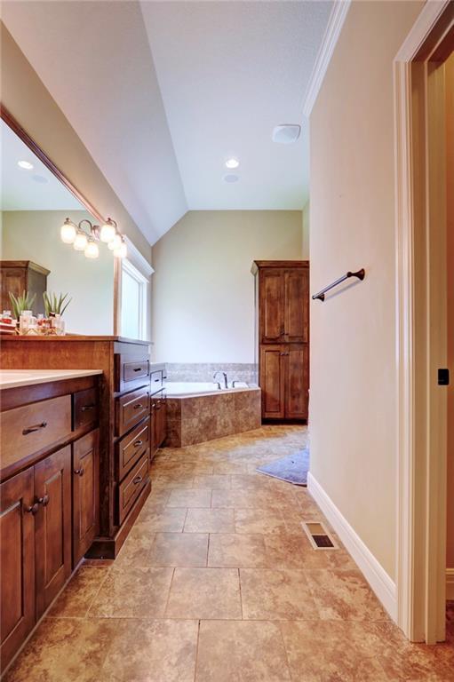 1317 NE Kenwood Dr, Lees Summit, MO 64064 - photo 24