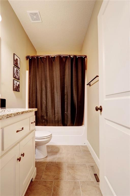 1317 NE Kenwood Dr, Lees Summit, MO 64064 - photo 35