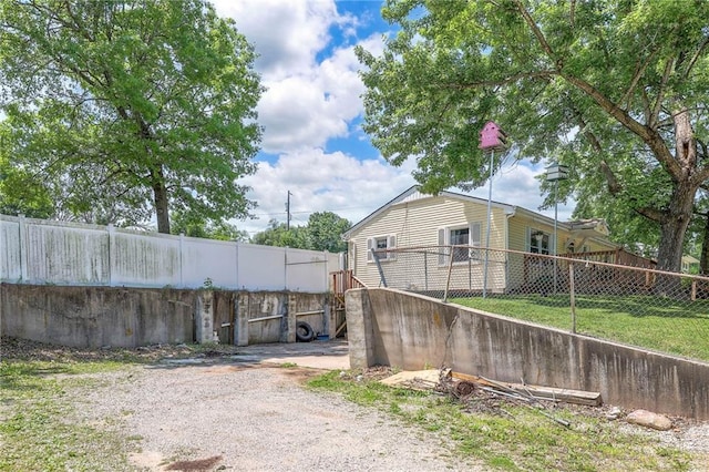 1401 Osage St, Leavenworth, KS 66048 - view of home's exterior
