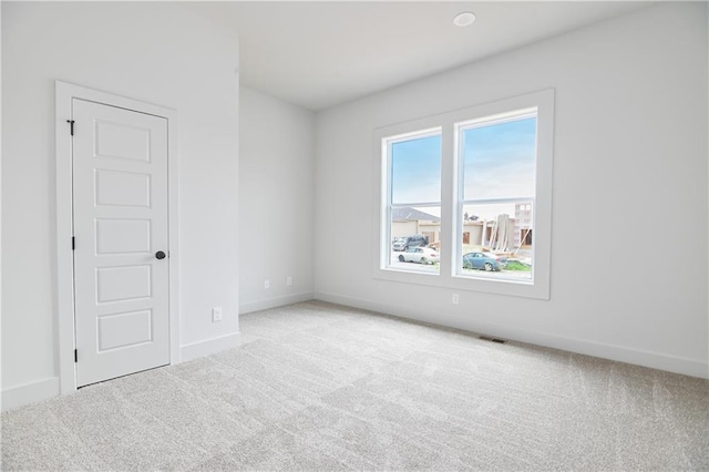 6039 Apache Dr, Shawnee, KS 66226 - unfurnished room featuring carpet and baseboards