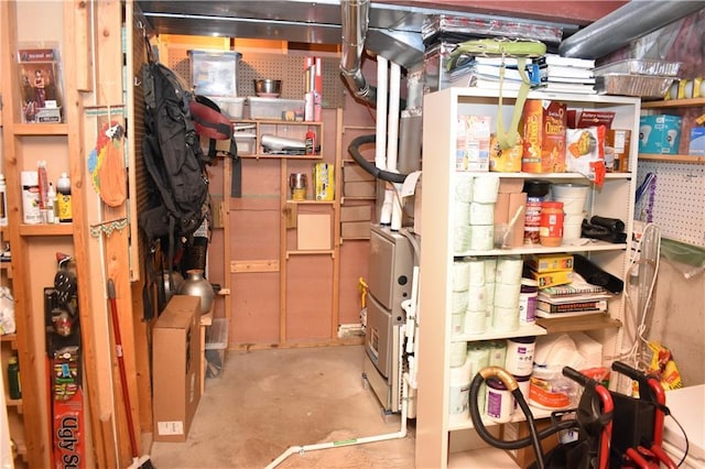 7833 Garnett St, Lenexa, KS 66214 - view of storage room