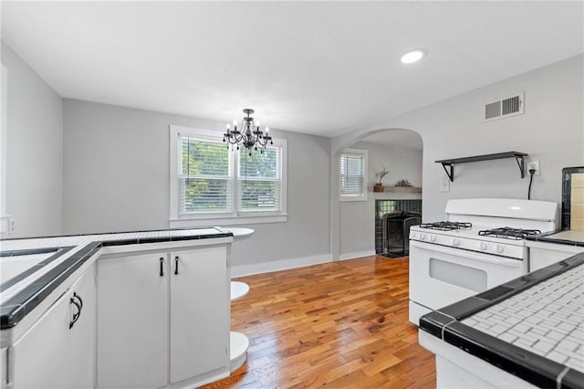 210 W 2nd St, Bonner Springs, KS 66012 - photo 8