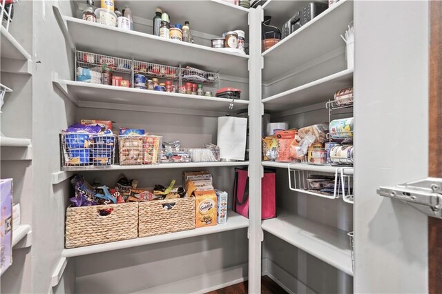 4529 Lakecrest Dr, Shawnee, KS 66218 - view of pantry