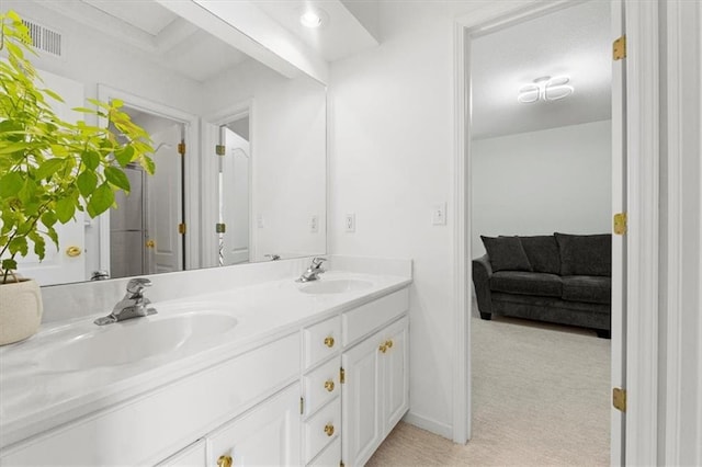 6205 W 149th St, Overland Park, KS 66223 - full bath with double vanity and ensuite bath