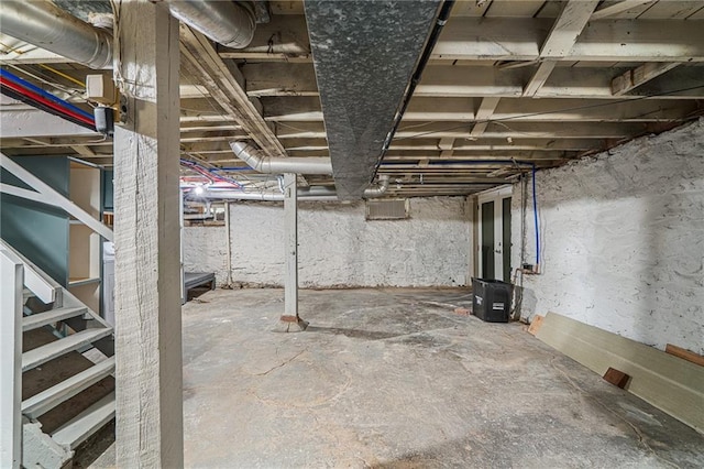 5016 Lydia Ave, Kansas City, MO 64110 - unfinished below grade area featuring stairway