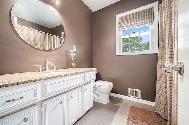 9412 Delmar St, Prairie Village, KS 66207 - bathroom featuring vanity and a shower with shower curtain