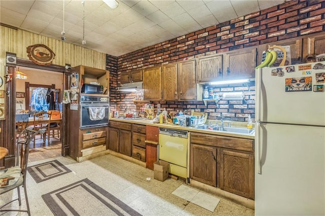 747 Reynolds Ave, Kansas City, KS 66101 - photo 11