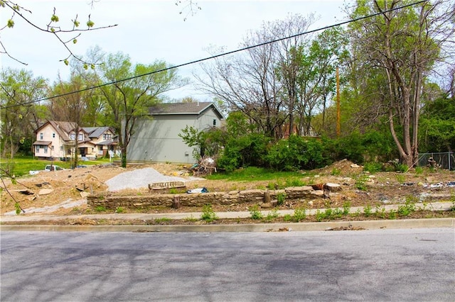 4049 Flora Ave, Kansas City, MO 64110 - photo 6