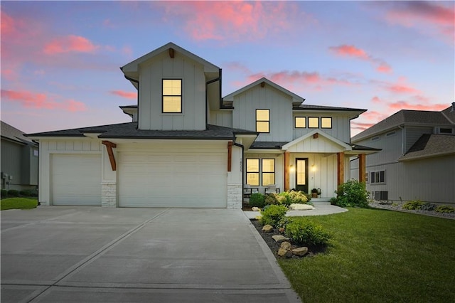 16555 S Lichtenauer Dr, Olathe, KS 66062 - modern farmhouse featuring board and batten siding, a lawn, driveway, a porch, and an attached garage