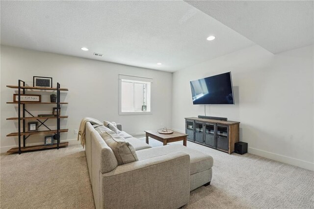 16555 S Lichtenauer Dr, Olathe, KS 66062 - carpeted living area with recessed lighting