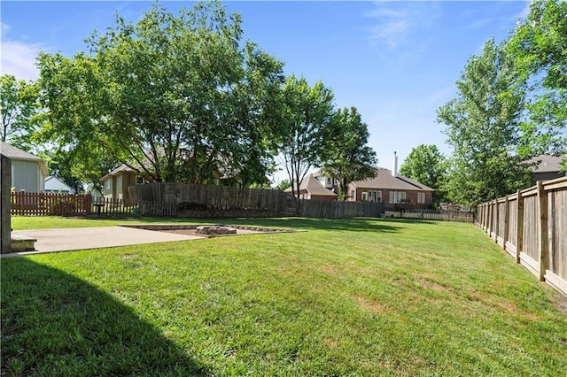 17940 W 158th Ct, Olathe, KS 66062 - fenced backyard with a patio area