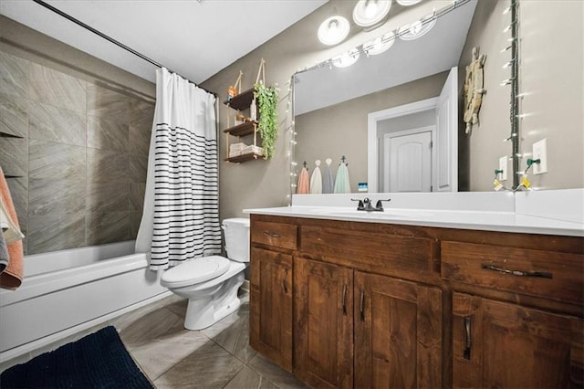 14115 NW 68th St, Parkville, MO 64152 - bathroom featuring vanity and shower / tub combo