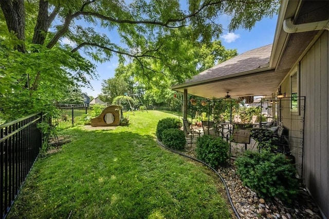 14115 NW 68th St, Parkville, MO 64152 - fenced backyard featuring a patio