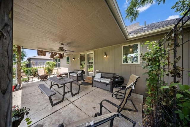 14115 NW 68th St, Parkville, MO 64152 - view of patio featuring an outdoor hangout area and ceiling fan