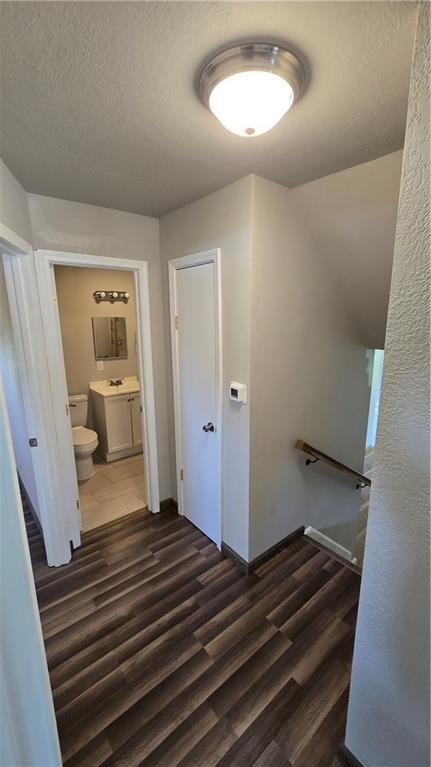 604 Pawnee Ln, Belton, MO 64012 - photo 17
