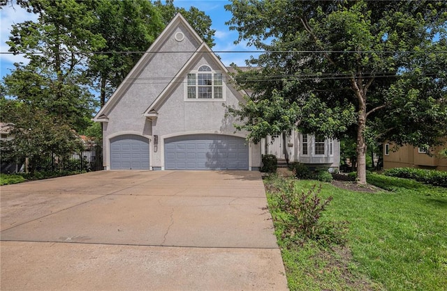 5913 Blue Hills Rd, Kansas City, MO 64110 - photo 1