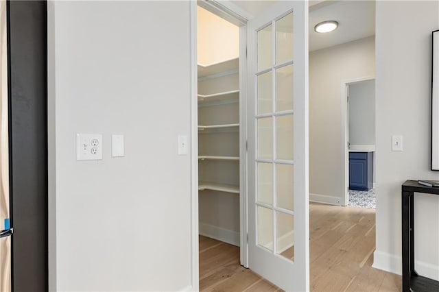 14600 Reinhardt Ln, Leawood, KS 66224 - view of pantry