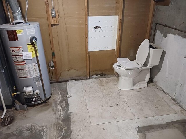 2912 Iva Dr, Independence, MO 64057 - bathroom with water heater and toilet