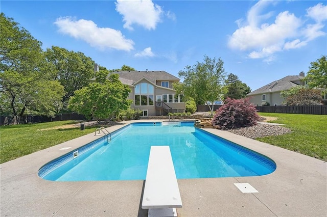 15340 Knox St, Overland Park, KS 66221 - view of swimming pool featuring a diving board