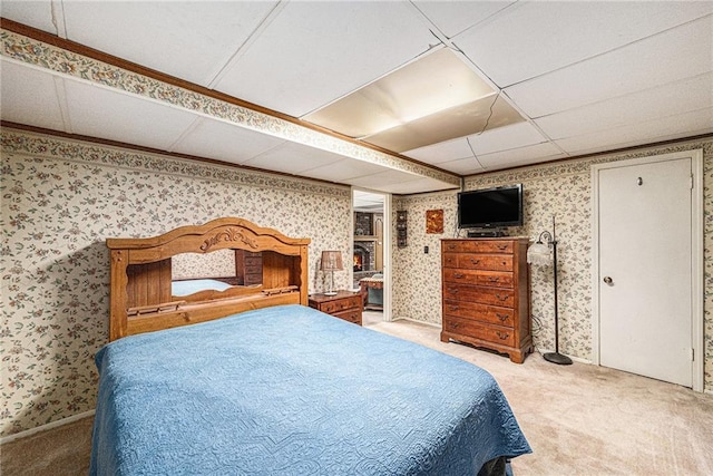 308 E Meadow St, Smithville, MO 64089 - bedroom featuring wallpapered walls and light carpet