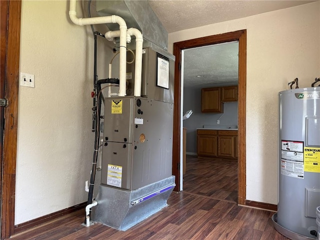 1514 Bryan St, Chillicothe, MO 64601 - utilities featuring electric water heater and heating unit
